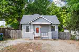 featured image of 2517 Haden Ave