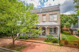 607 N 27th St #B - Photo 1 of 1