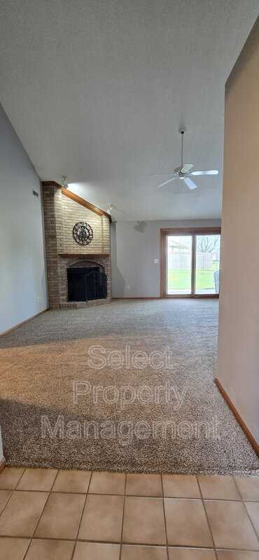 606 Diamond Point Pl - Photo 2 of 26