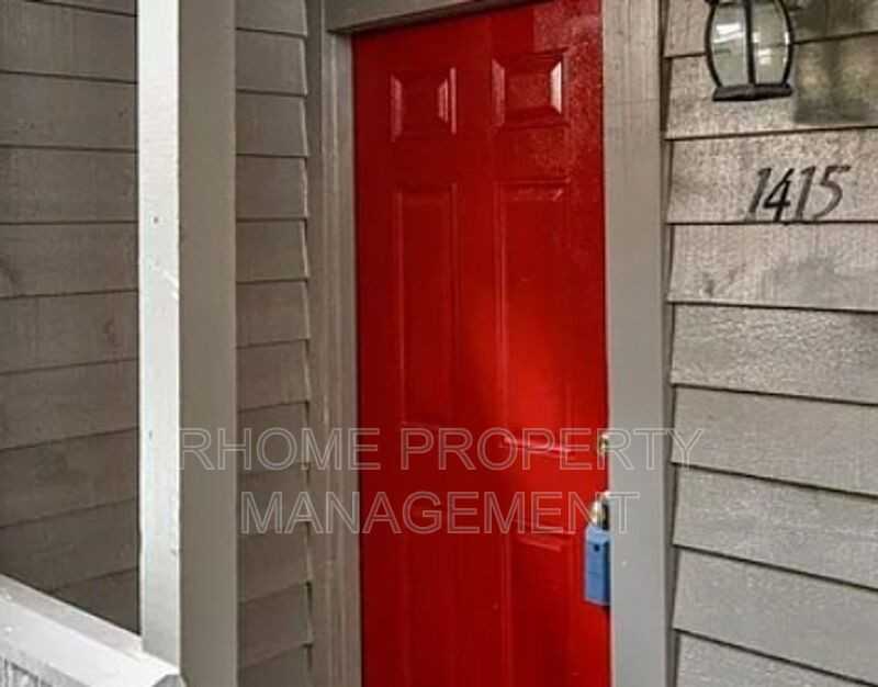 1415 Tuxworth Cir - Photo 2 of 34