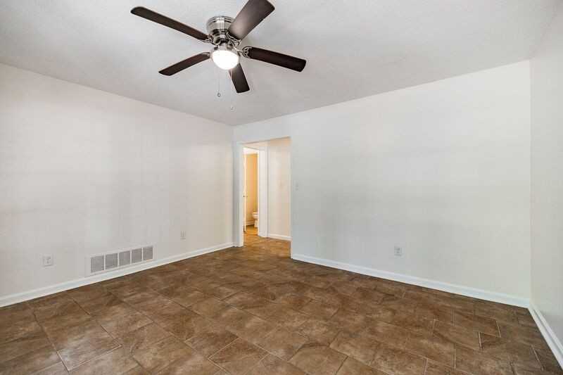 170 Garnet Ridge Dr - Photo 3 of 21