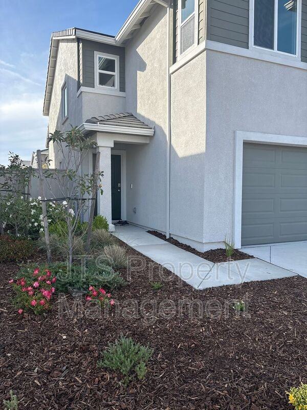 2008 Shady Tree Cir - Photo 2 of 34