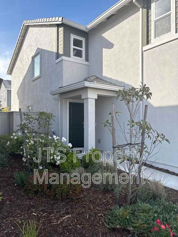 2008 Shady Tree Cir - Photo 3 of 34