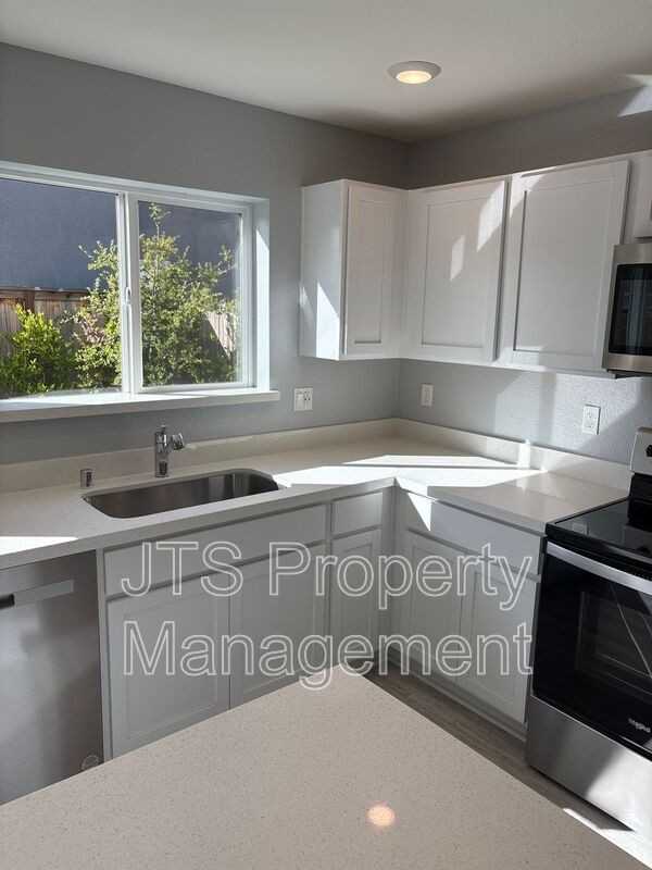 2008 Shady Tree Cir - Photo 5 of 34