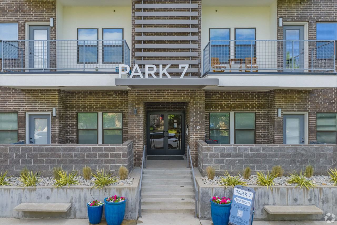 Park 7 - Photo 6 of 22