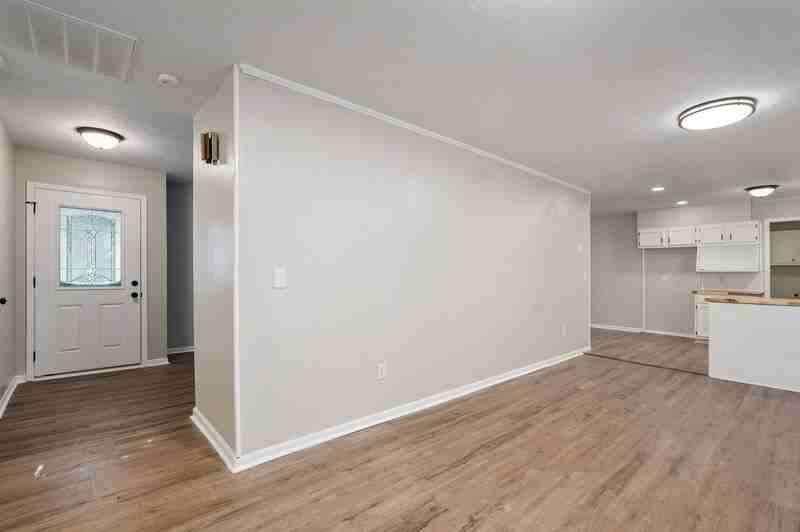 972 N Boston Ln - Photo 5 of 22