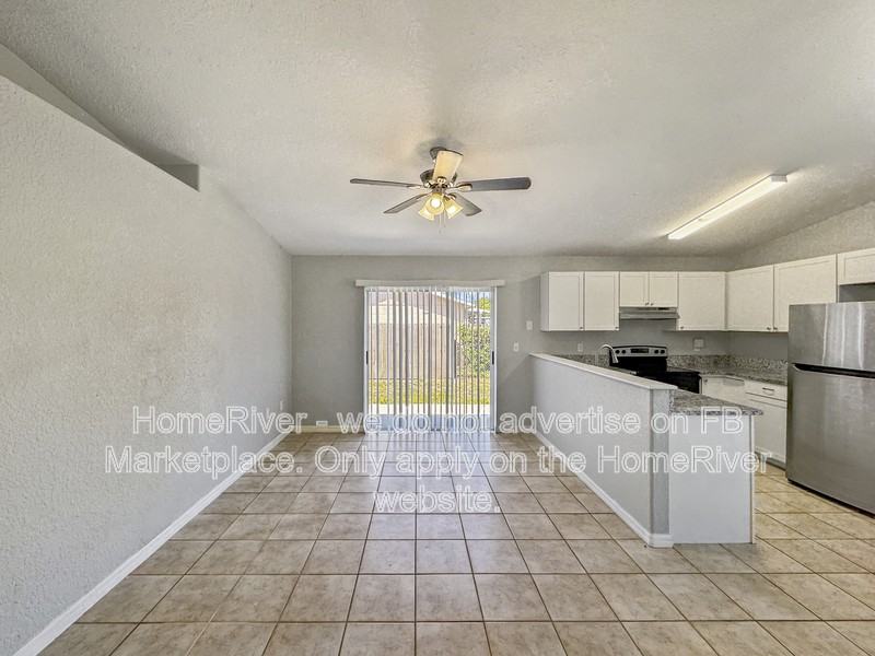 6033 Flora Ter - Photo 7 of 25