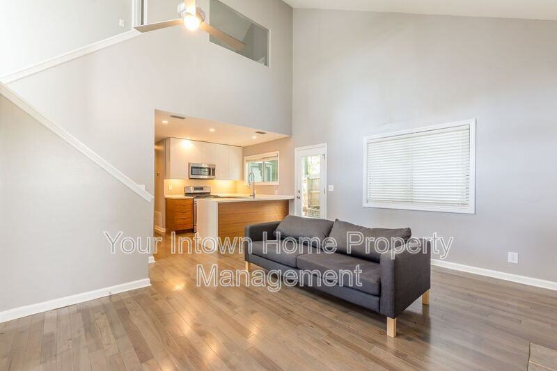 505 Oakdale Rd Ne #2 - Photo 4 of 24