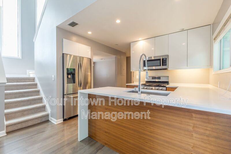 505 Oakdale Rd Ne #2 - Photo 7 of 24