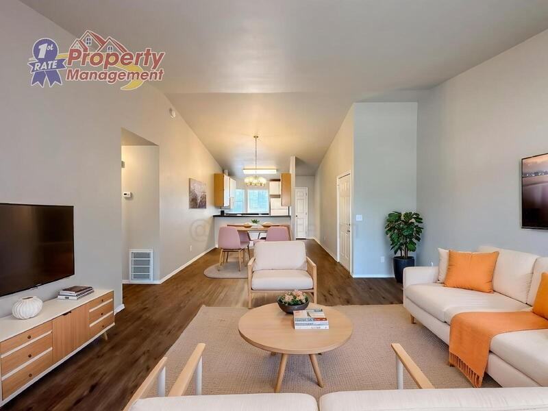 40 E King St - Photo 2 of 20