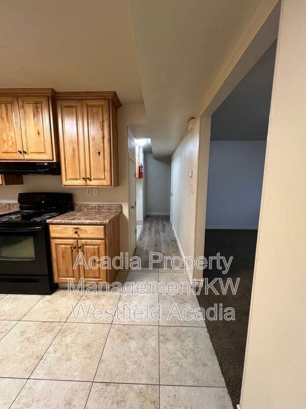 315 E St #3 - Photo 6 of 20