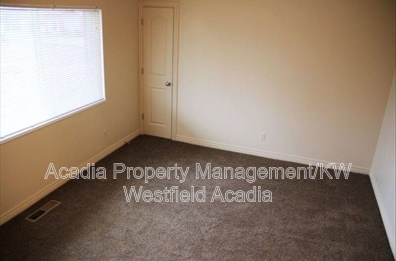 315 E St #3 - Photo 7 of 20