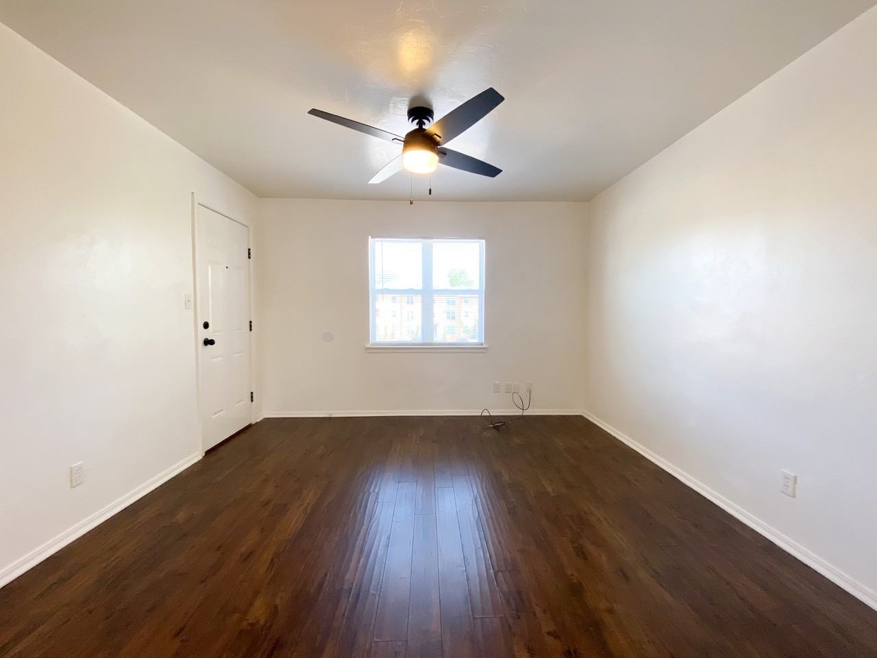 710 Culbertson Dr - Photo 2 of 12