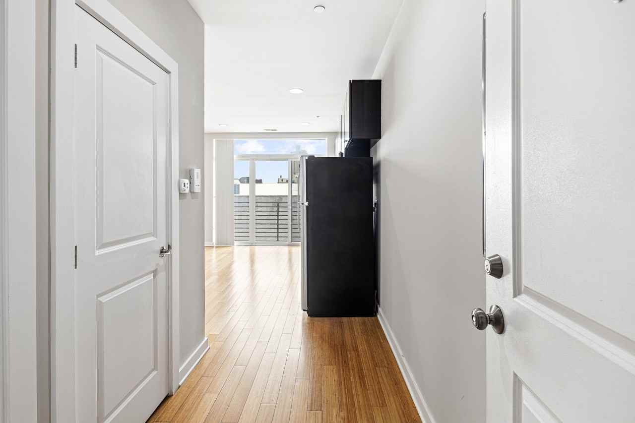 811 N. 2nd St - Photo 5 of 24