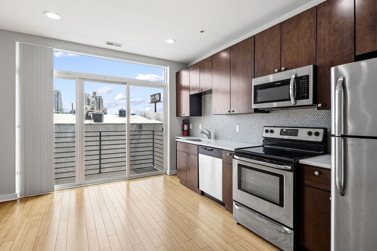 811 N. 2nd St - Photo 6 of 24