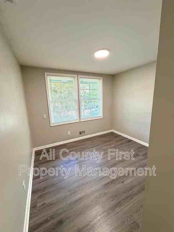 2386 Cresta Dr - Photo 7 of 16