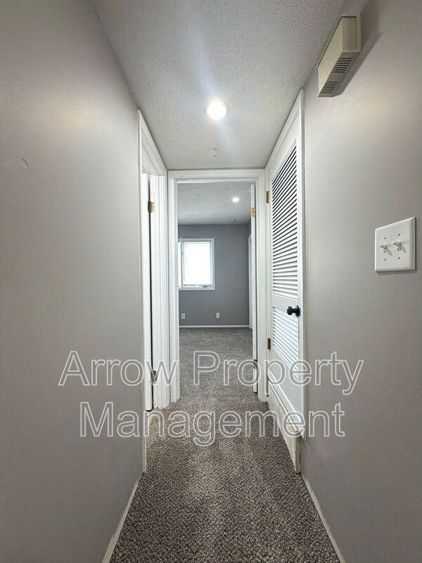 2110 J St #7 - Photo 6 of 10