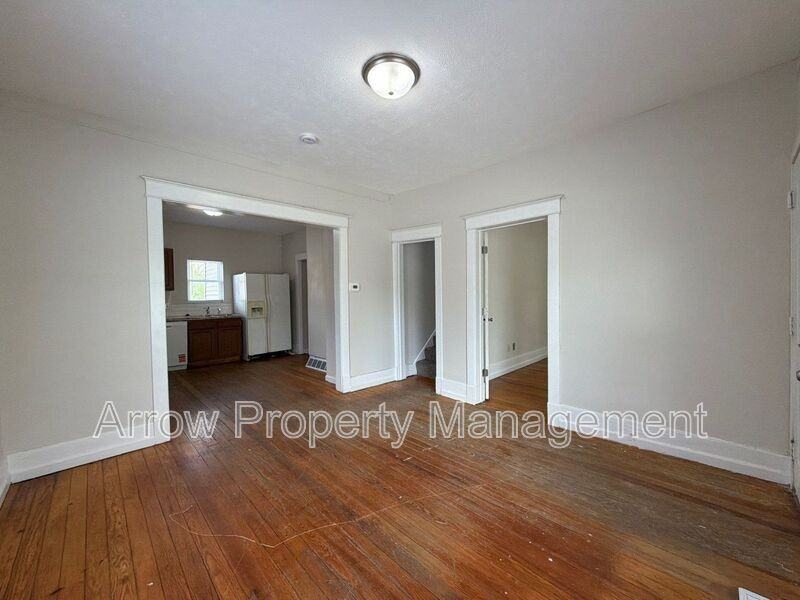 2516 Dudley St - Photo 2 of 12