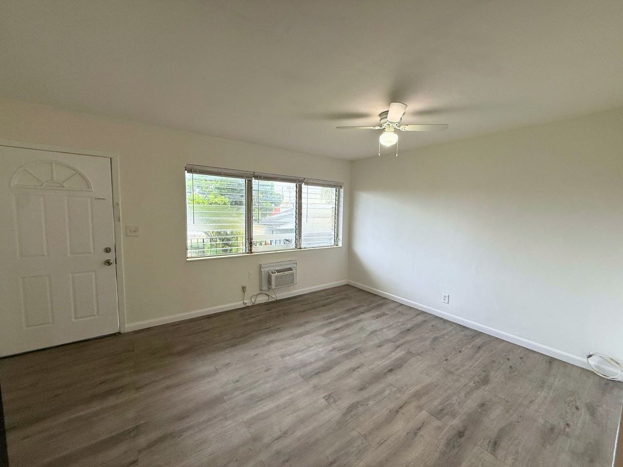 6014 Fillmore Street - Photo 2 of 33