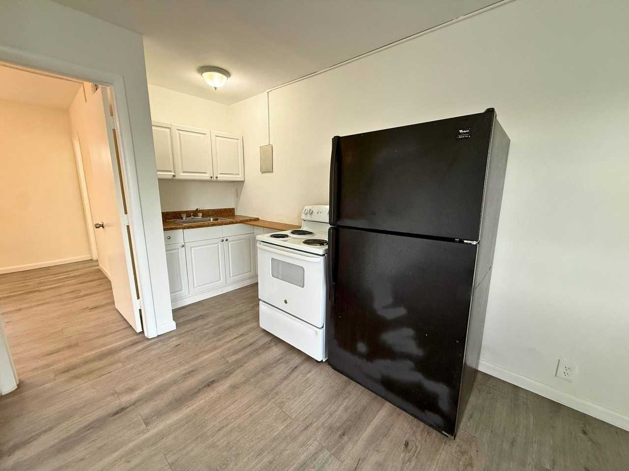 6014 Fillmore Street - Photo 4 of 33