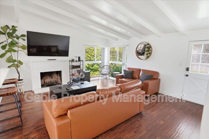 27453 Santa Clarita Rd - Photo 2 of 19