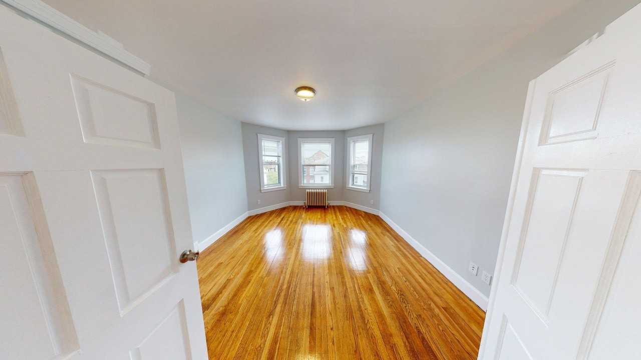 48 Clark Avenue - Photo 2 of 22