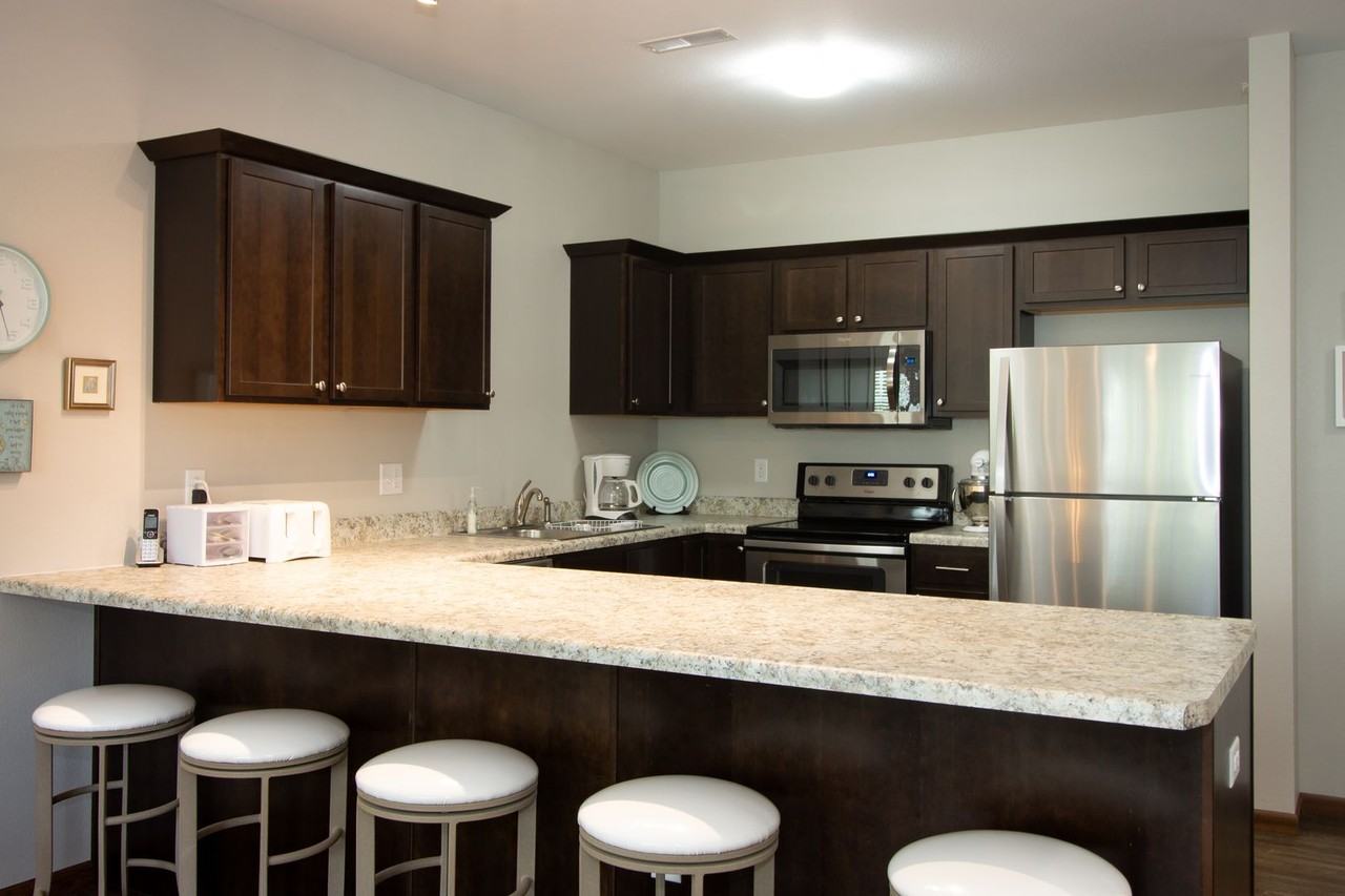 Crossing Commons Apartments - Photo 6 of 13