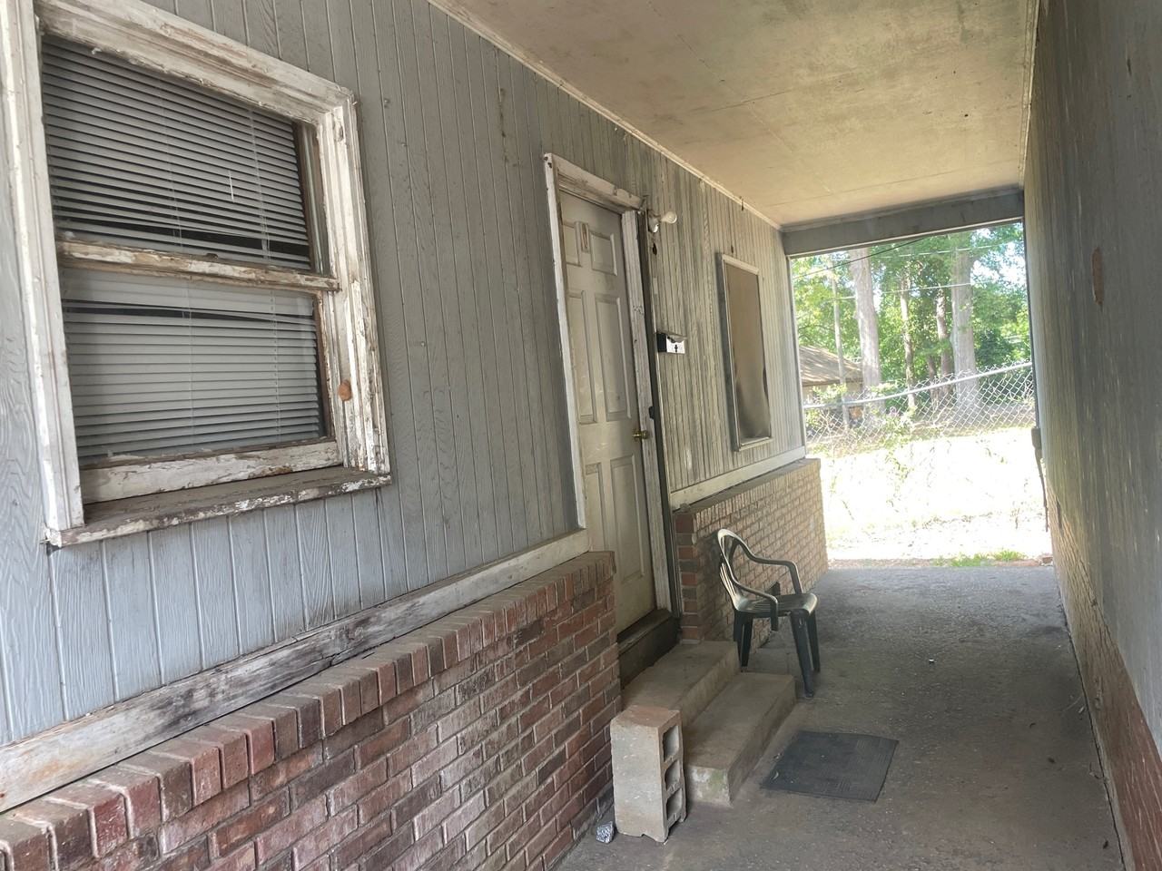 112 Spring Valley Road - Photo 4 of 7