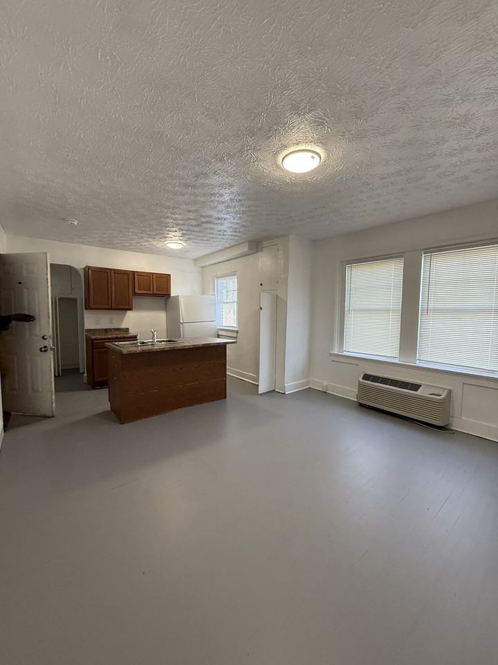 24 Arnold Place - Photo 4 of 50
