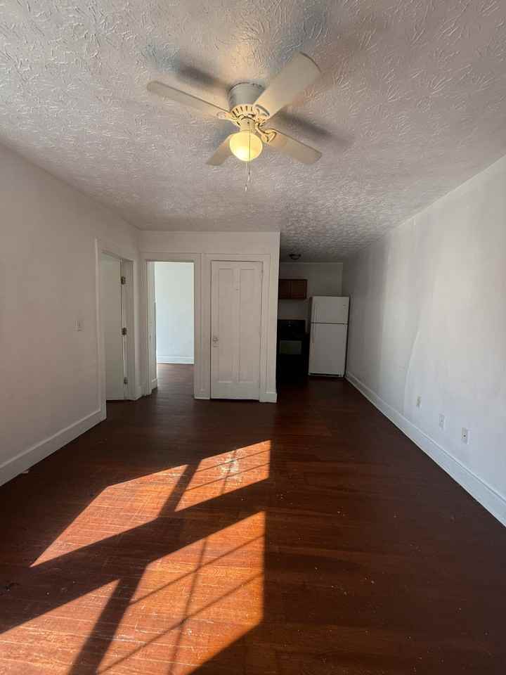 24 Arnold Place - Photo 4 of 40