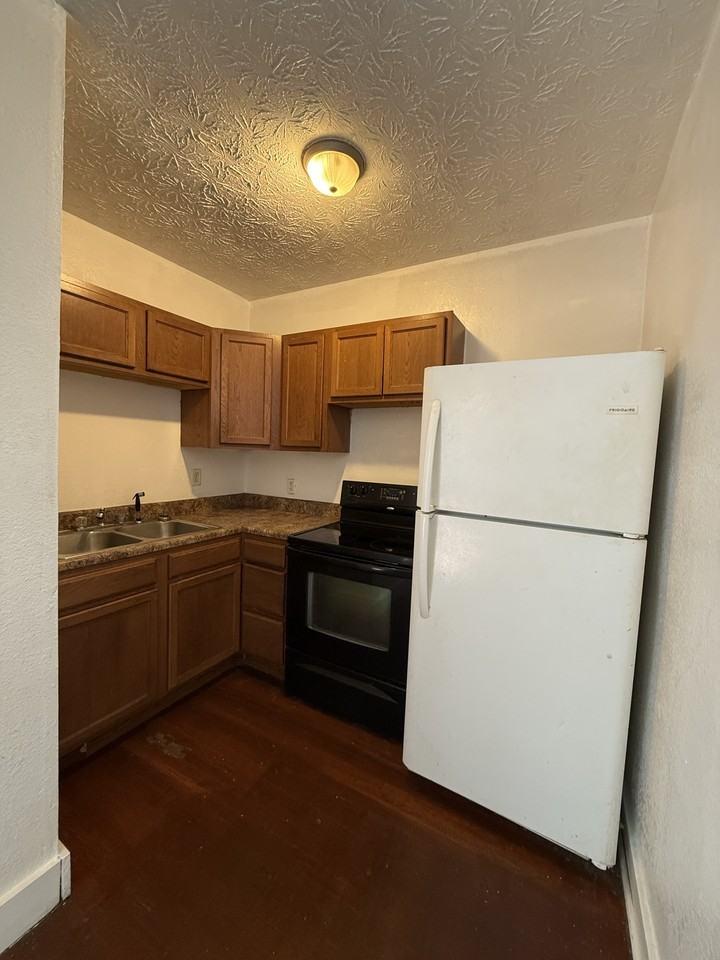24 Arnold Place - Photo 5 of 40