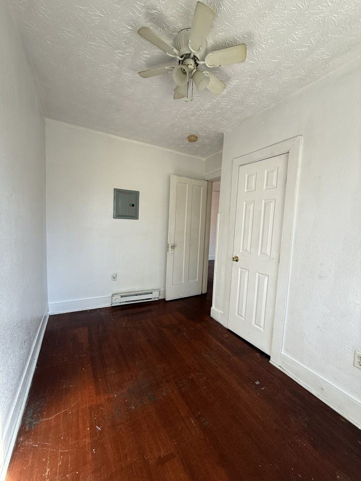 24 Arnold Place - Photo 7 of 40