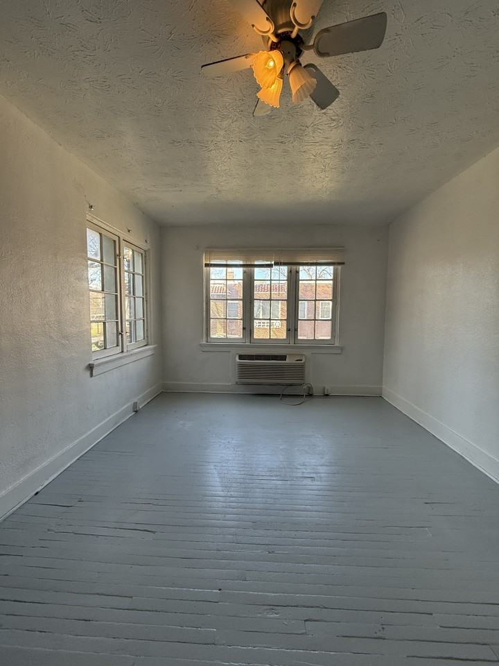 24 Arnold Place - Photo 7 of 10