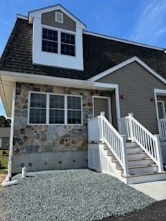 425 Brown Street - Photo 2 of 20