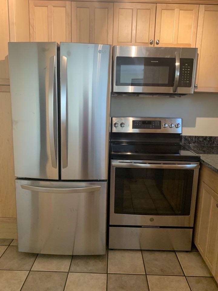 1807 Lake Street - Photo 3 of 22