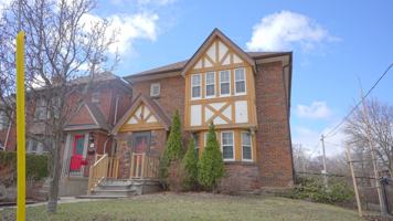 featured image of 1082 Avenue Road