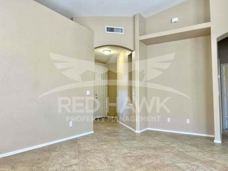 6660 E Roland St - Photo 3 of 17