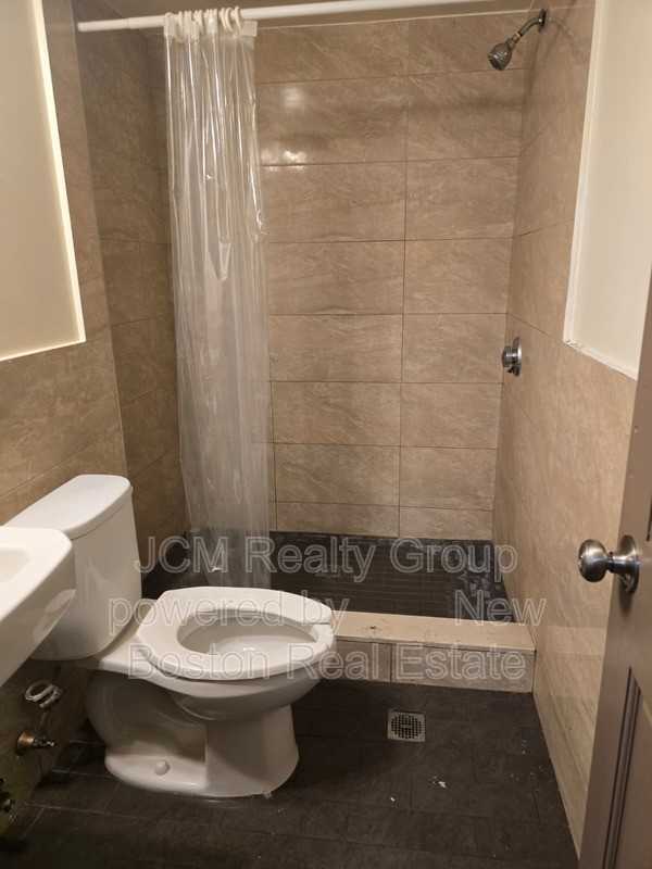 191 Green St #103 - Photo 5 of 7