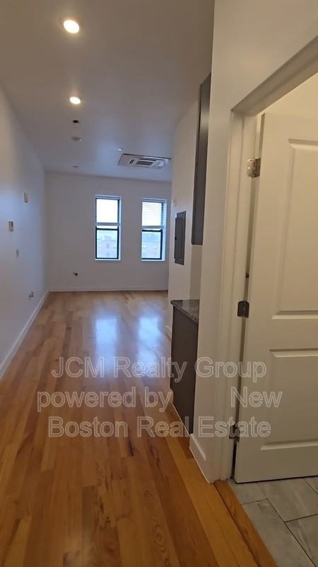 64 Market St #U407 - Photo 3 of 9