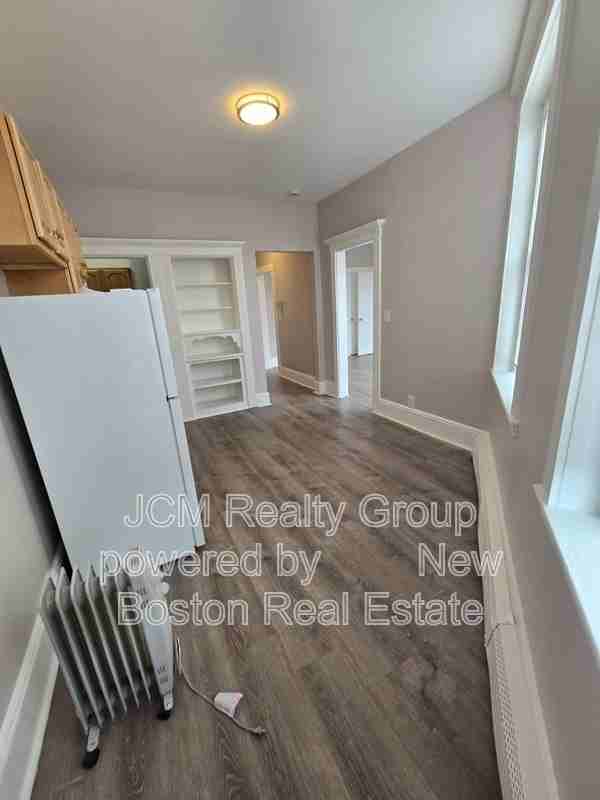 124 Central Ave - Photo 5 of 16