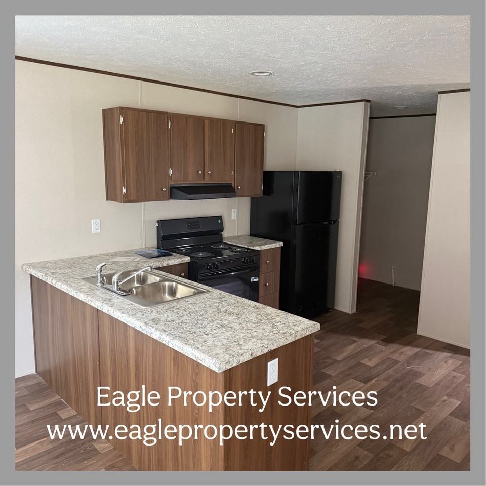 140 Springfield Drive - Photo 2 of 43