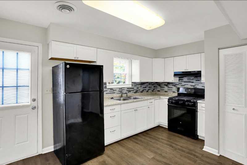 278 Walnut St #6 - Photo 6 of 14