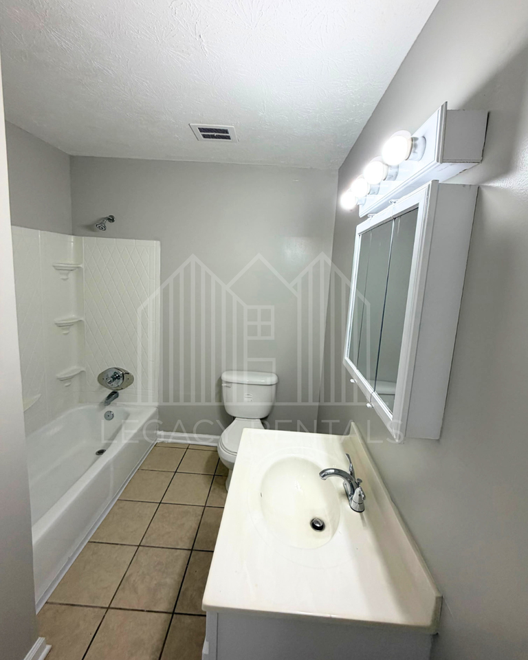 107 Robbins Drive - Photo 7 of 41