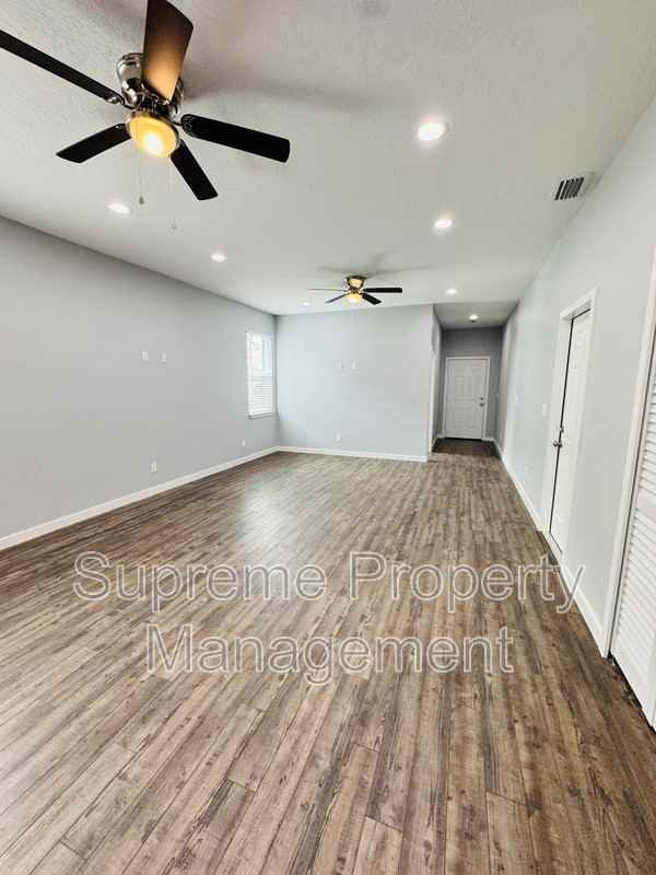 6073 Vermont Ave - Photo 7 of 23