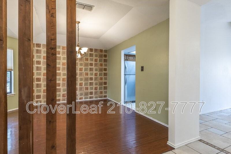 5435 Timber Meadow St - Photo 6 of 38