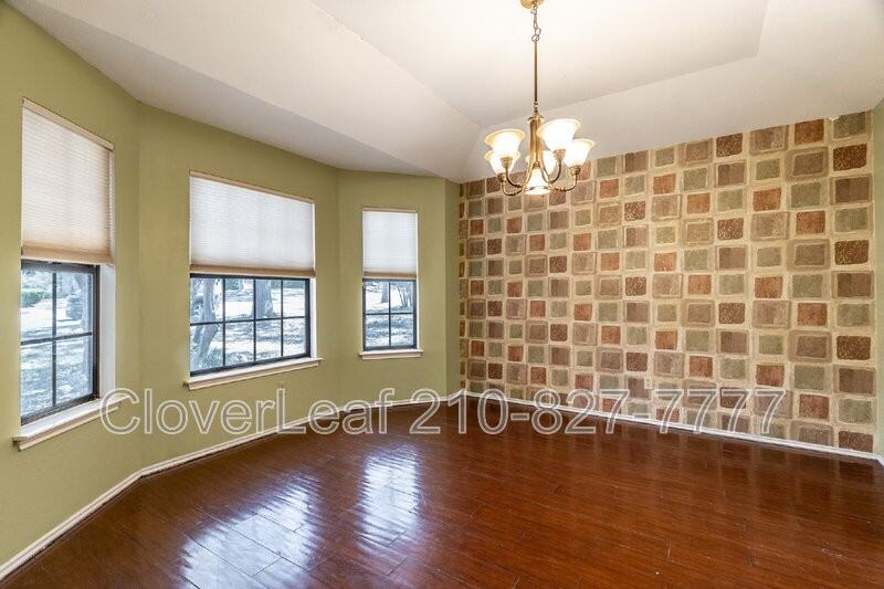 5435 Timber Meadow St - Photo 7 of 38