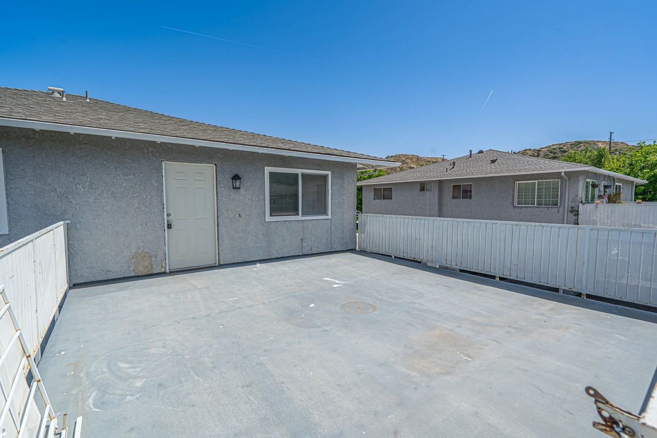 20825 Plum Canyon Rd - Photo 2 of 18