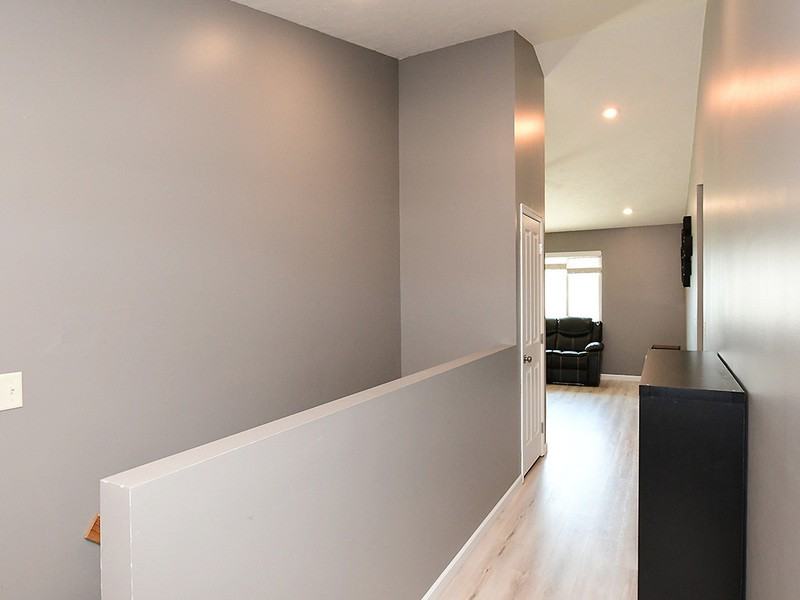 4225 Yarrow Dr - Photo 7 of 40