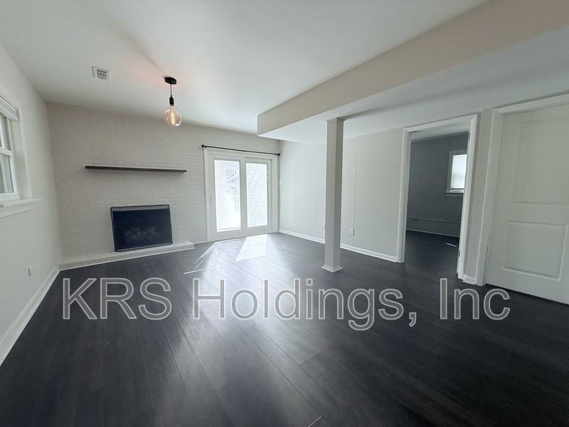 1512 Basewood Dr - Photo 6 of 26