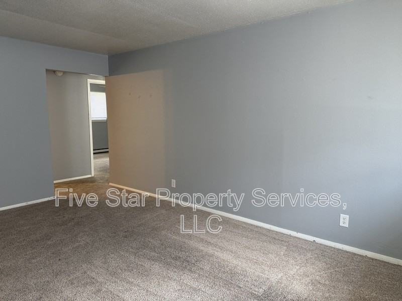 3241 S Douglas Ave Bldg C - Photo 2 of 6